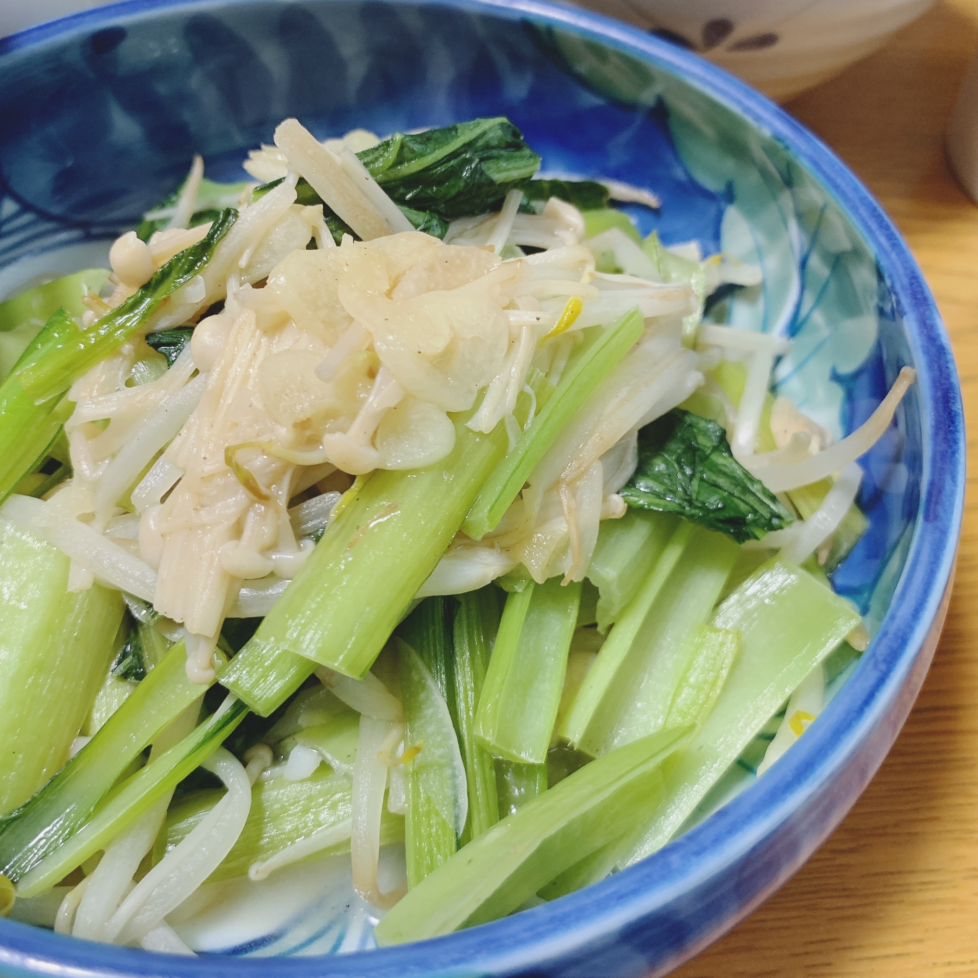 きのこと小松菜の青菜炒め