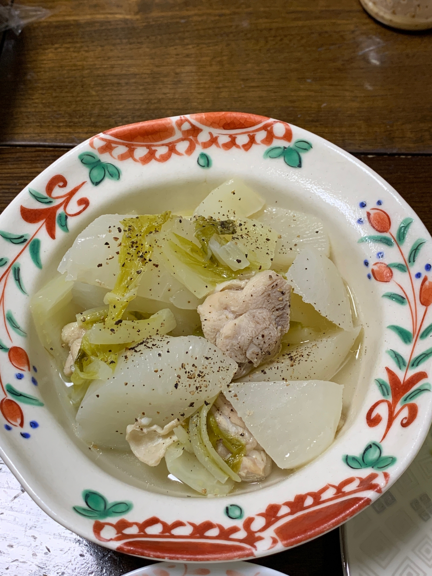 簡単！参鶏湯風。大根と白菜と鶏モモ肉の煮物