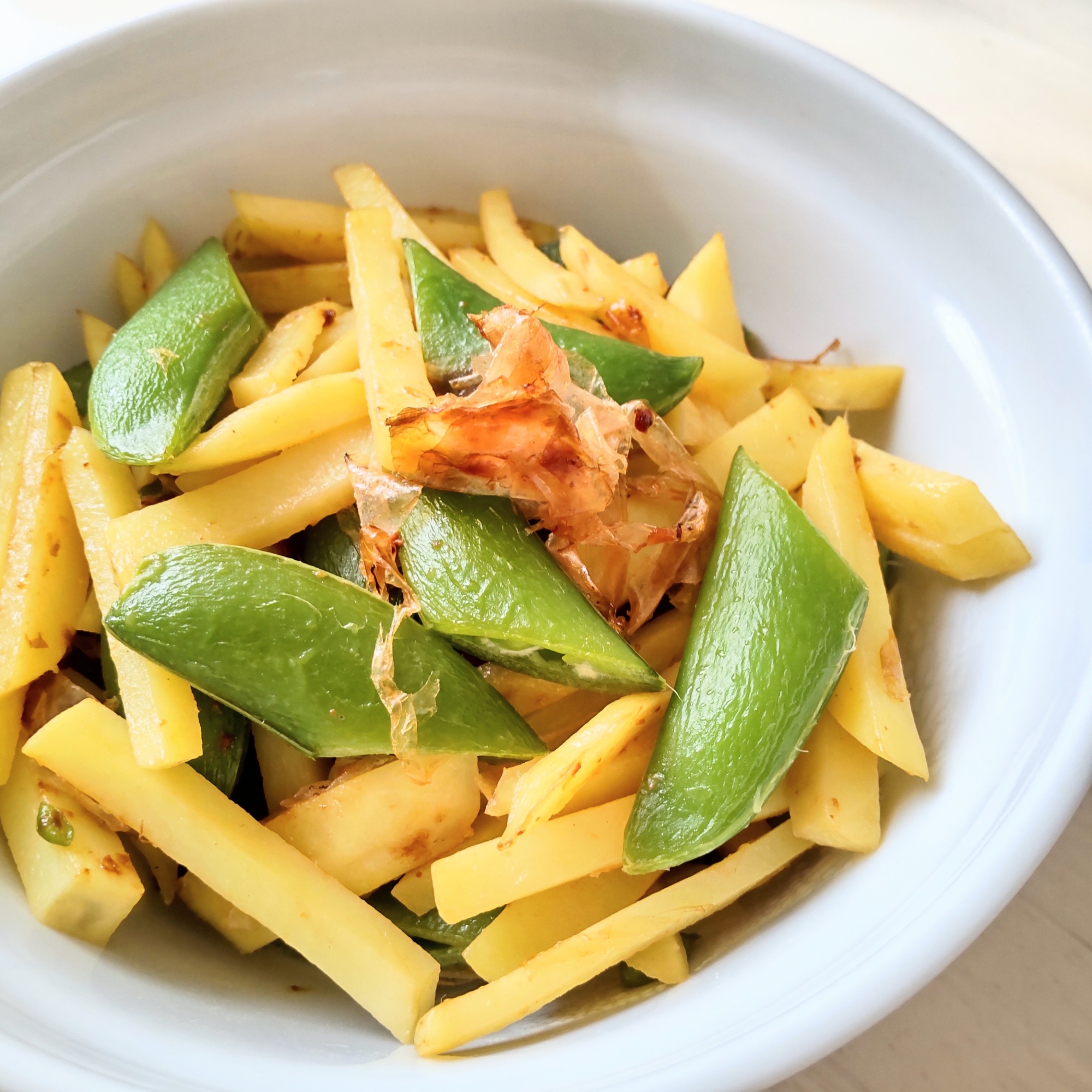 【副菜】スナップえんどうとじゃがいものおかか和え