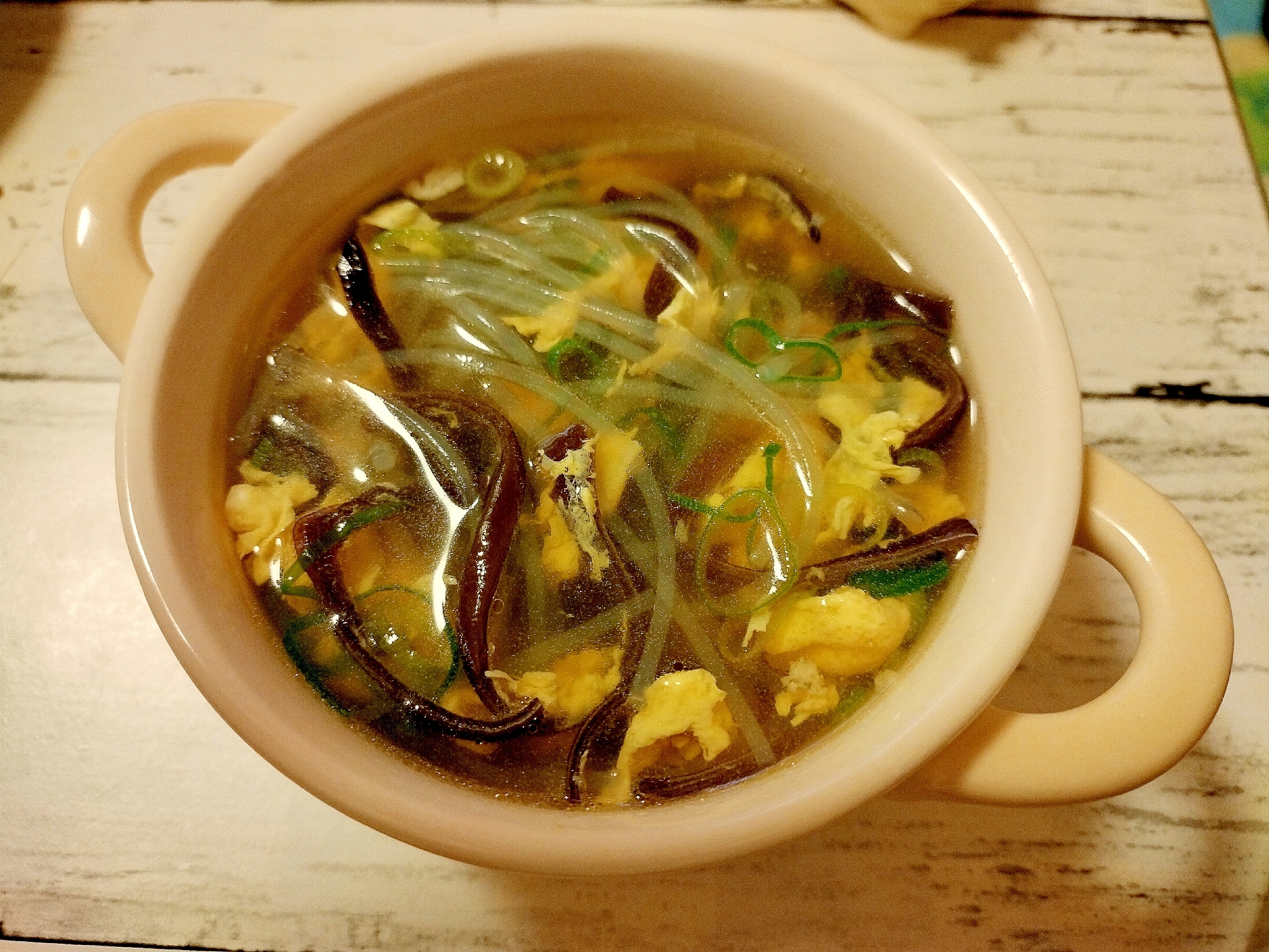 春雨ときくらげの中華たまごスープ