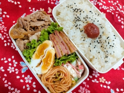 お弁当！二つ折りで簡単キレイ♪目玉焼き☆