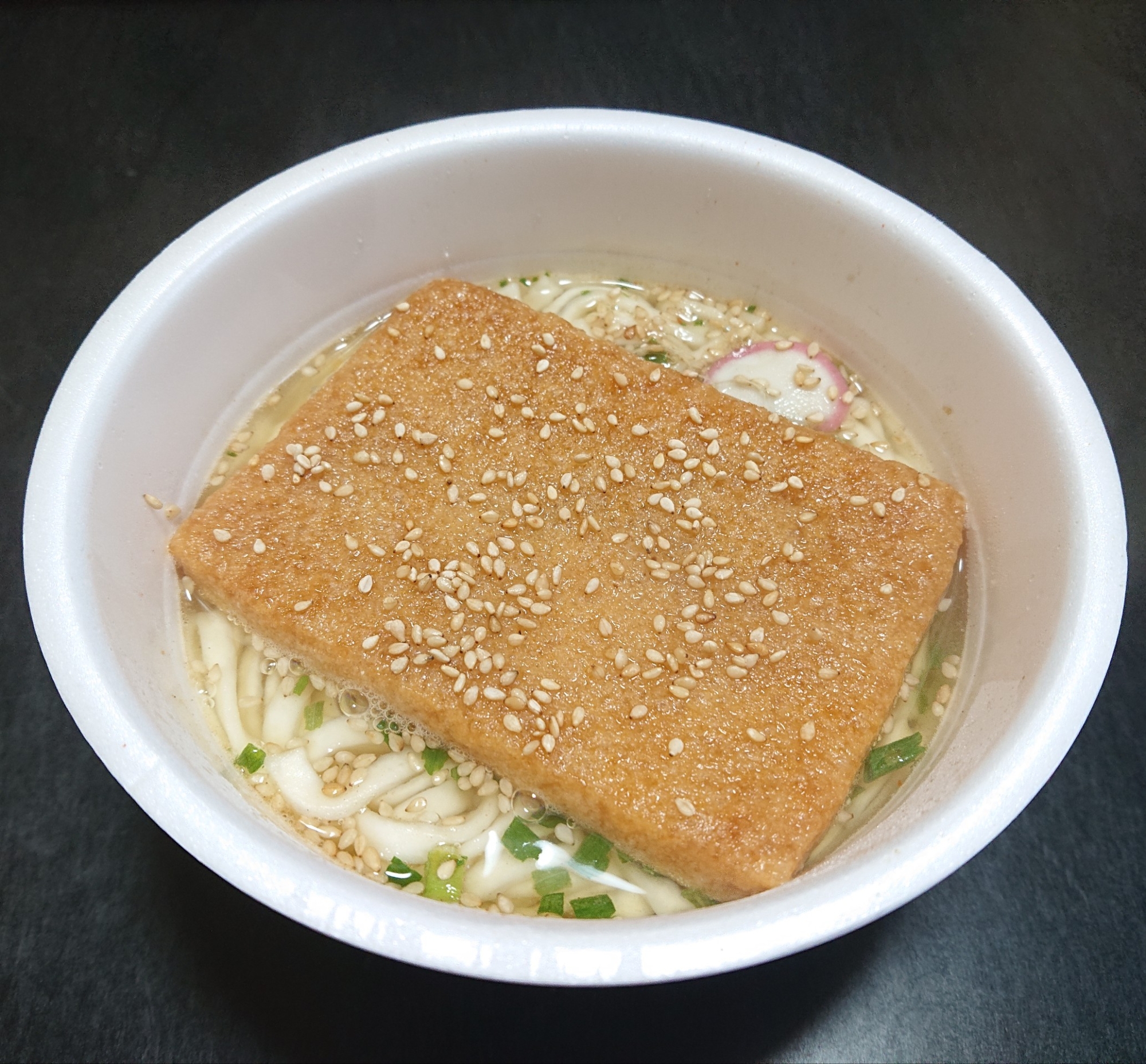 日清のどん兵衛ゴマが美味しいきつねうどん