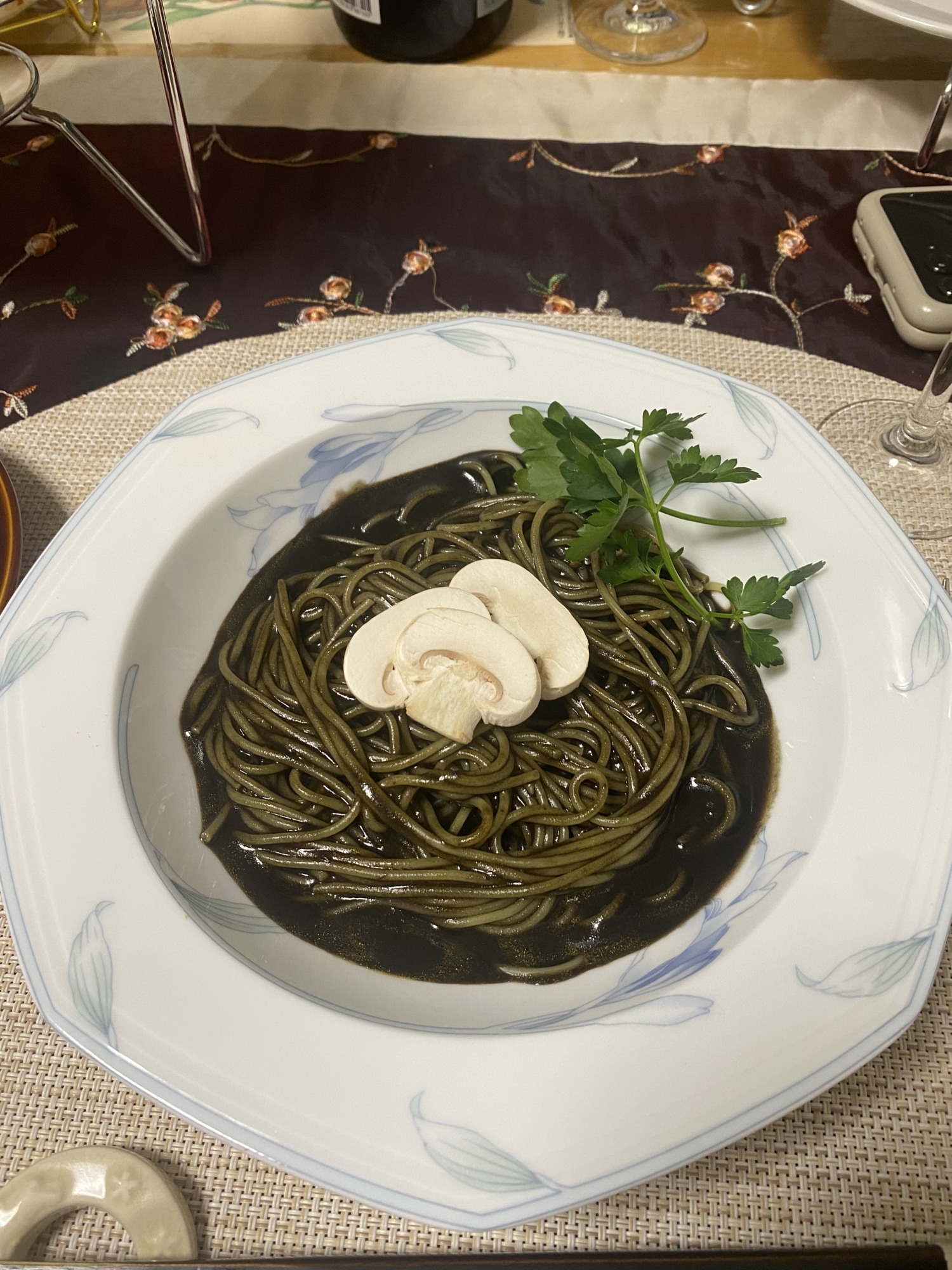 イカスミは裏切らない。イカスミパスタ