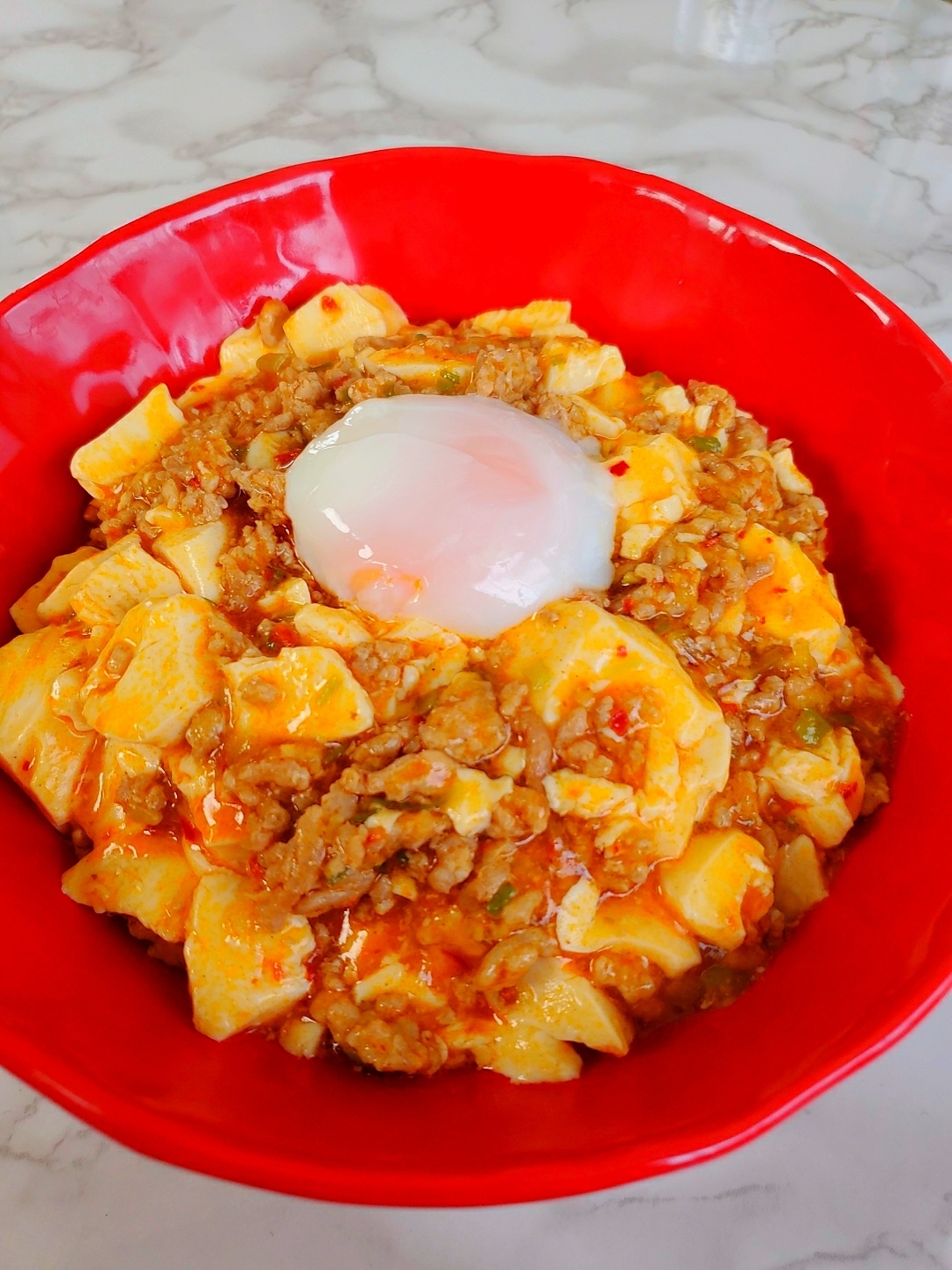 麻婆温玉丼