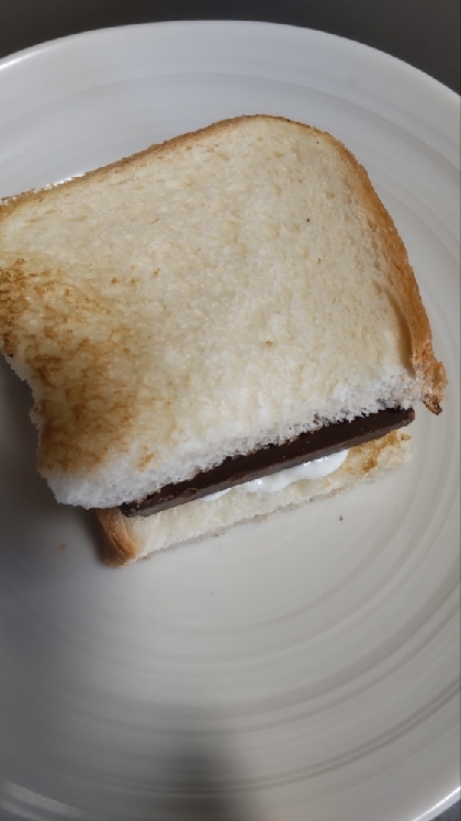 板チョコサンド