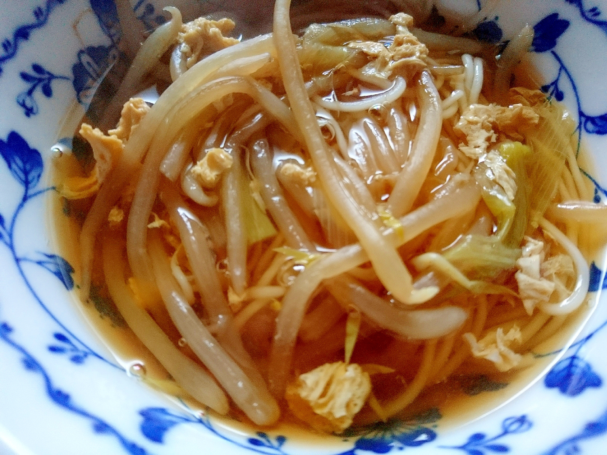 もやしと卵のにゅうめん