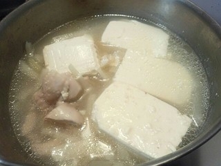 体の芯からポカポカ♪大根と豆腐とひき肉簡単みぞれ鍋