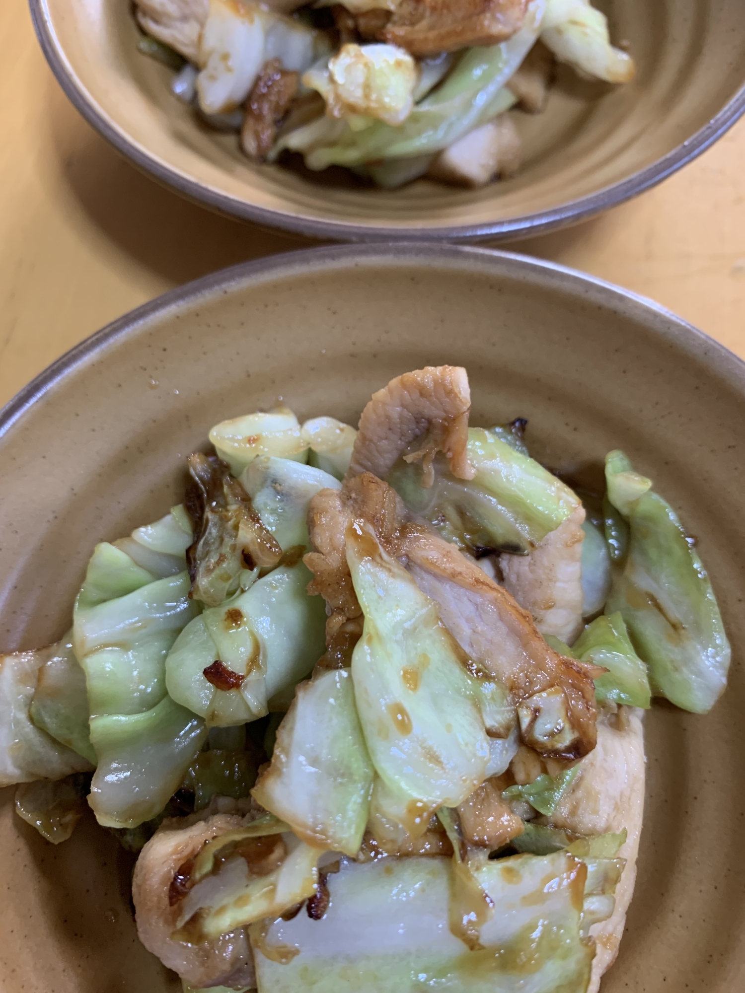 鶏胸肉とキャベツのニンニクワサビ炒め