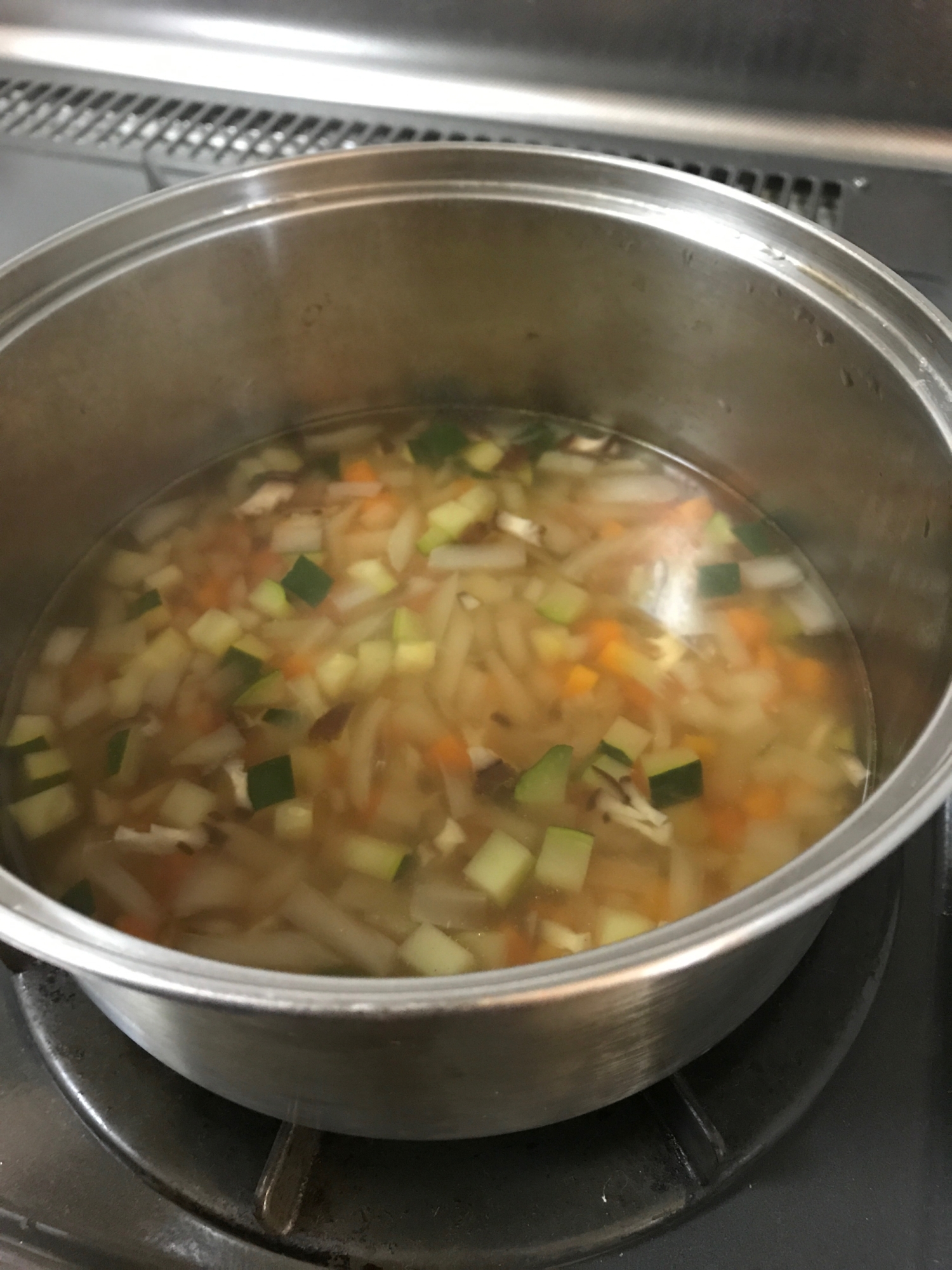 野菜スープ（余った野菜）