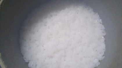 白湯で炊いてみました～初知りの方法もあり面白かったです♪色んなやり方があるんですね。蜂蜜は勇気がいりそう(笑)