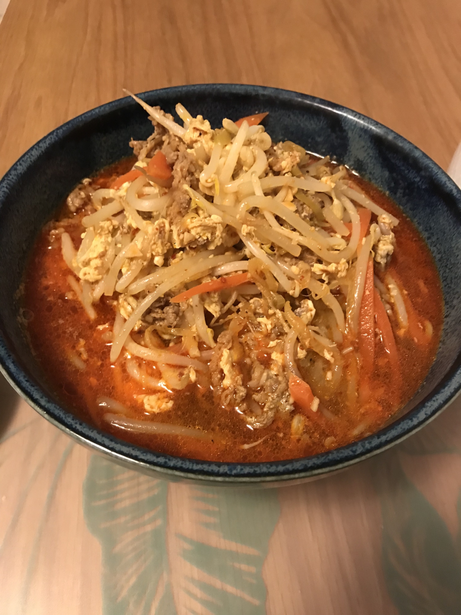 寒い夜にユッケジャンラーメン