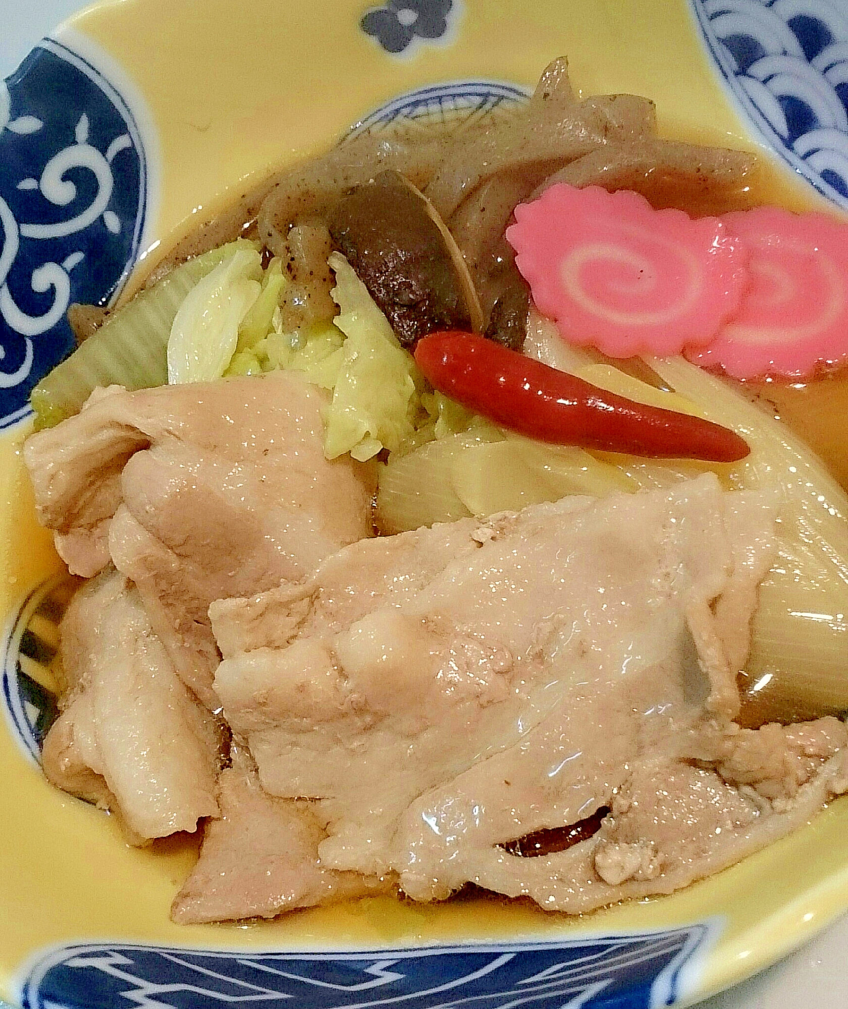 豚バラ肉で簡単すき煮