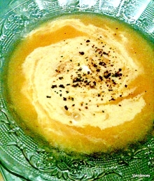 夏のフレンチの前菜メニュー☆　桃のスープ