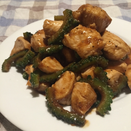 ゴーヤと鶏肉の甜麺醤炒め