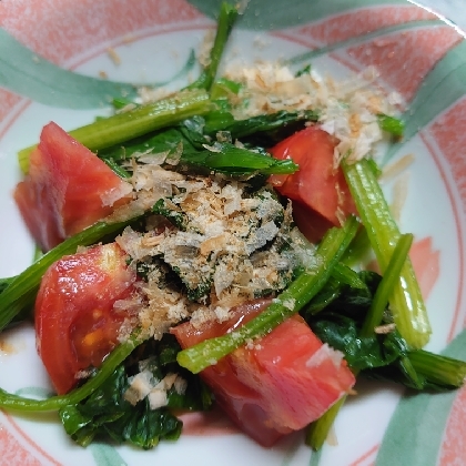 旨味たっぷり☘️トマトとほうれん草のおかかおひたし