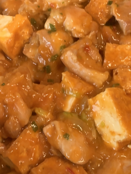 鶏肉と厚揚げのチリソース炒め