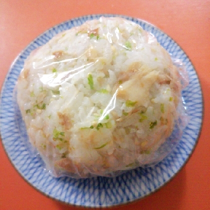 残ったほっけ焼で簡単おにぎり