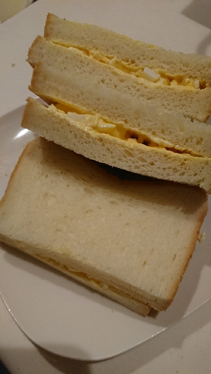 食パンで♡タマゴハムサンドイッチ(^^)