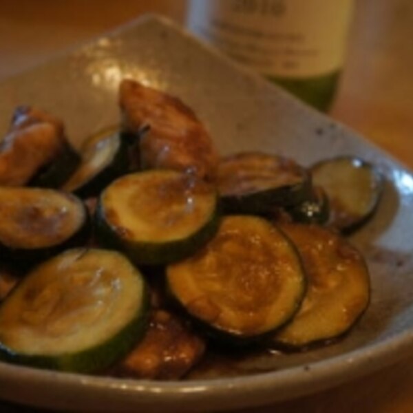 鶏肉とズッキーニのバルサミコ酢炒め レシピ 作り方 By くまたけ Kumatake 楽天レシピ 鶏肉とズッキーニのバルサミコ酢炒め レシピ 作り方 By くまたけ Kumatake 楽天レシピ