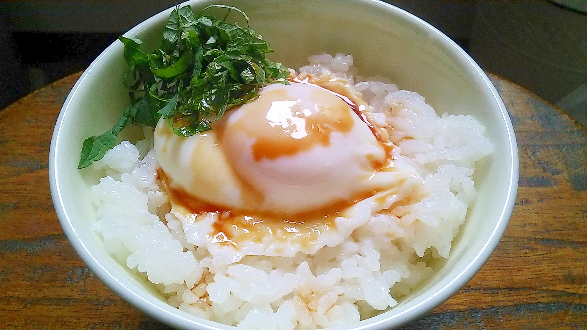 ふっくら胃に優しい、落とし玉子丼