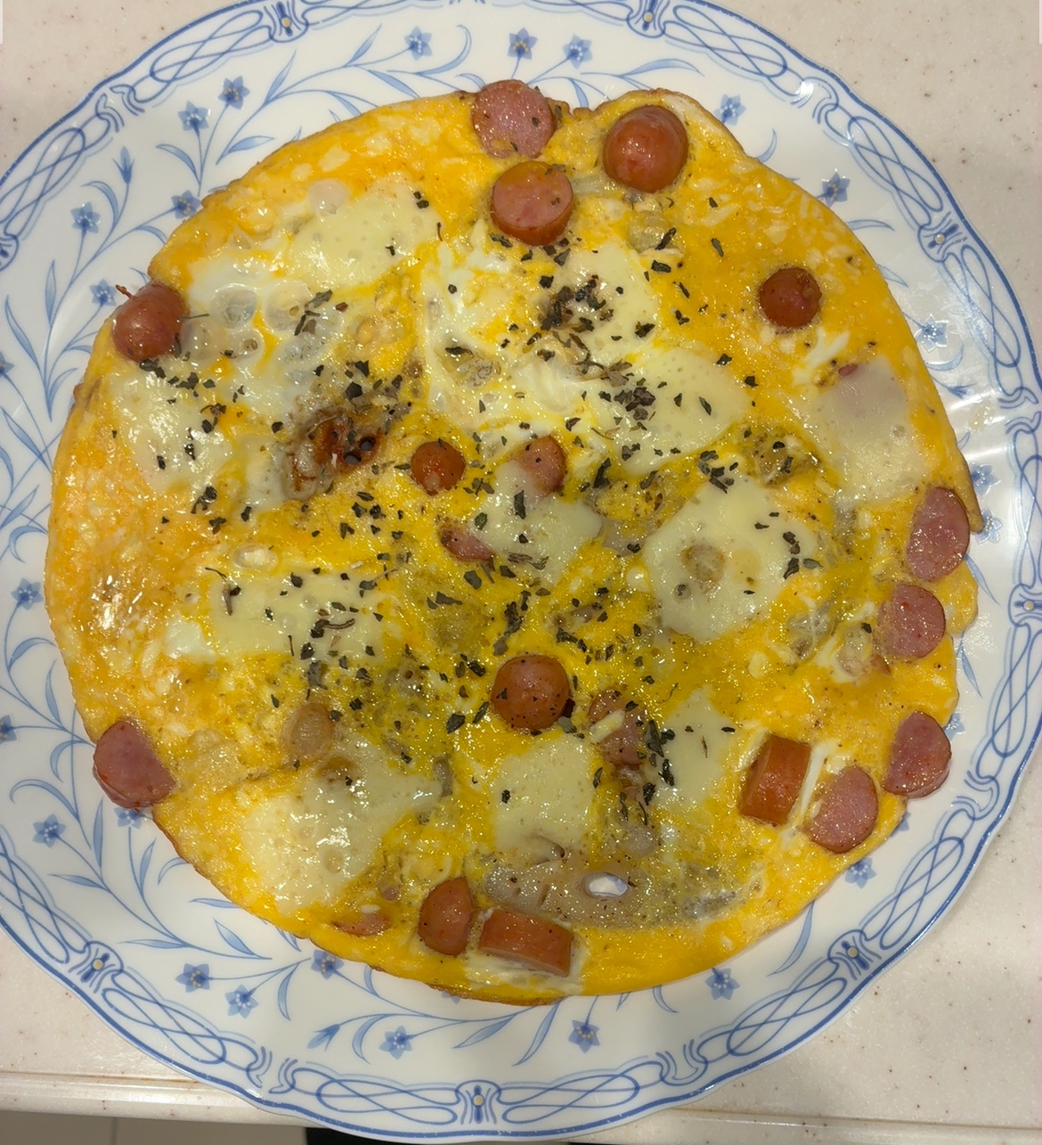 レンコンチョリソーのピザ風卵焼き。No.1151