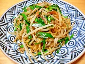 安い 旨い もやしとニラの上海焼きそば レシピ 作り方 By ふくねこ 楽天レシピ