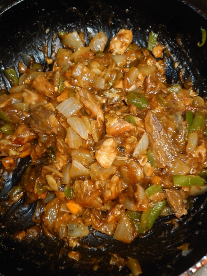 ♦️サバ缶カレー☆玉ねぎピーマンで！ケチャップ味