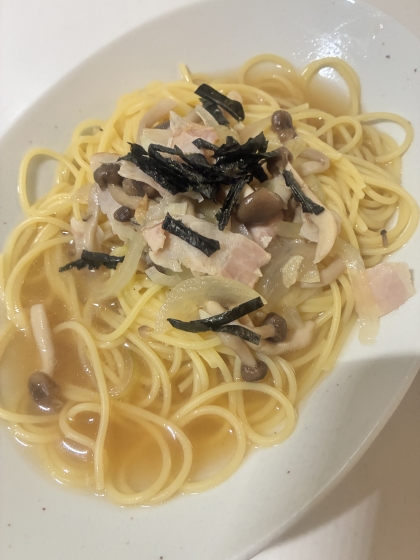 きのことベーコンの和風スープパスタ