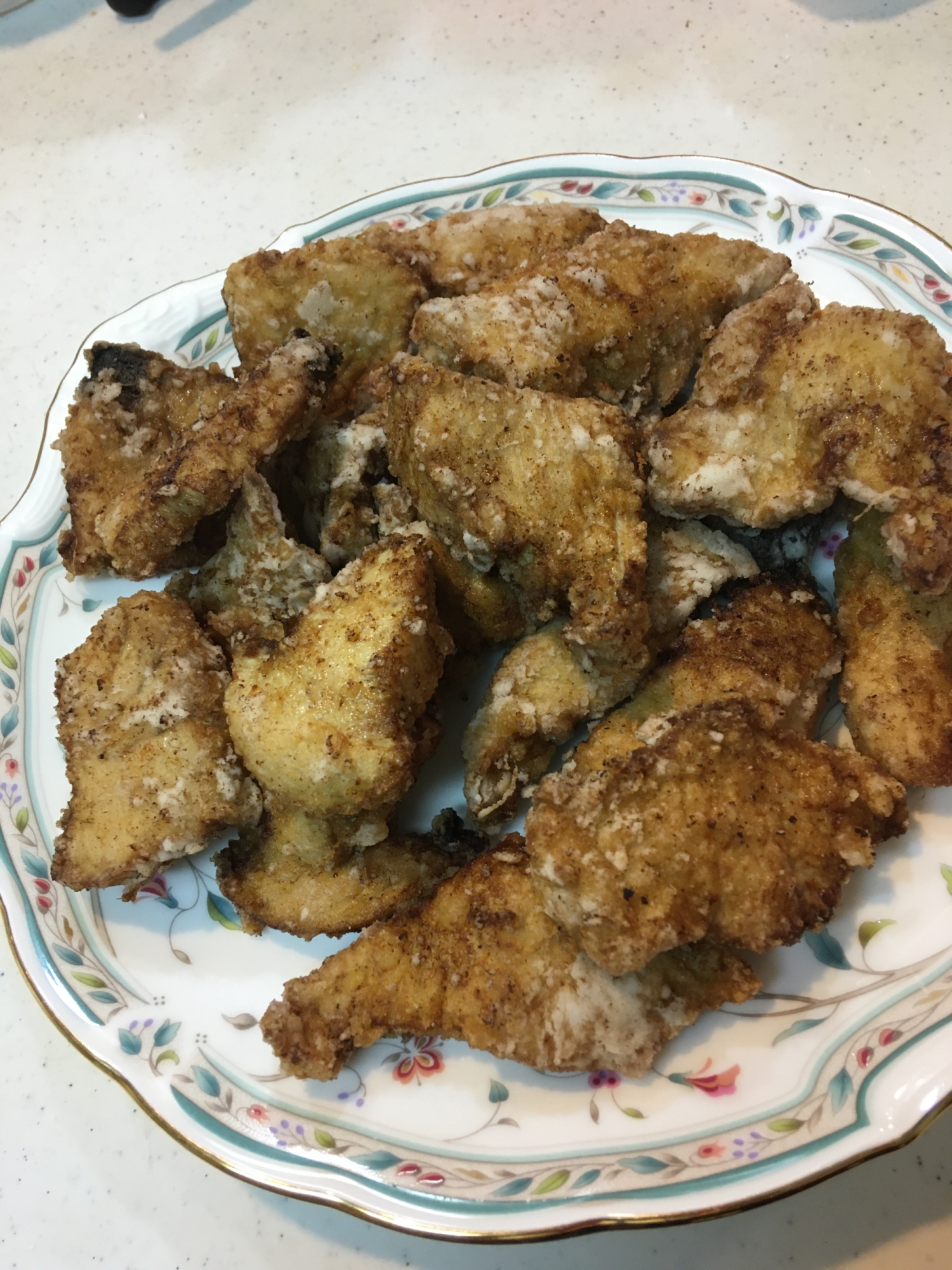 鶏肉みたいに美味しいモロの唐揚げ