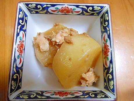 電子レンジでツナと大根の煮物