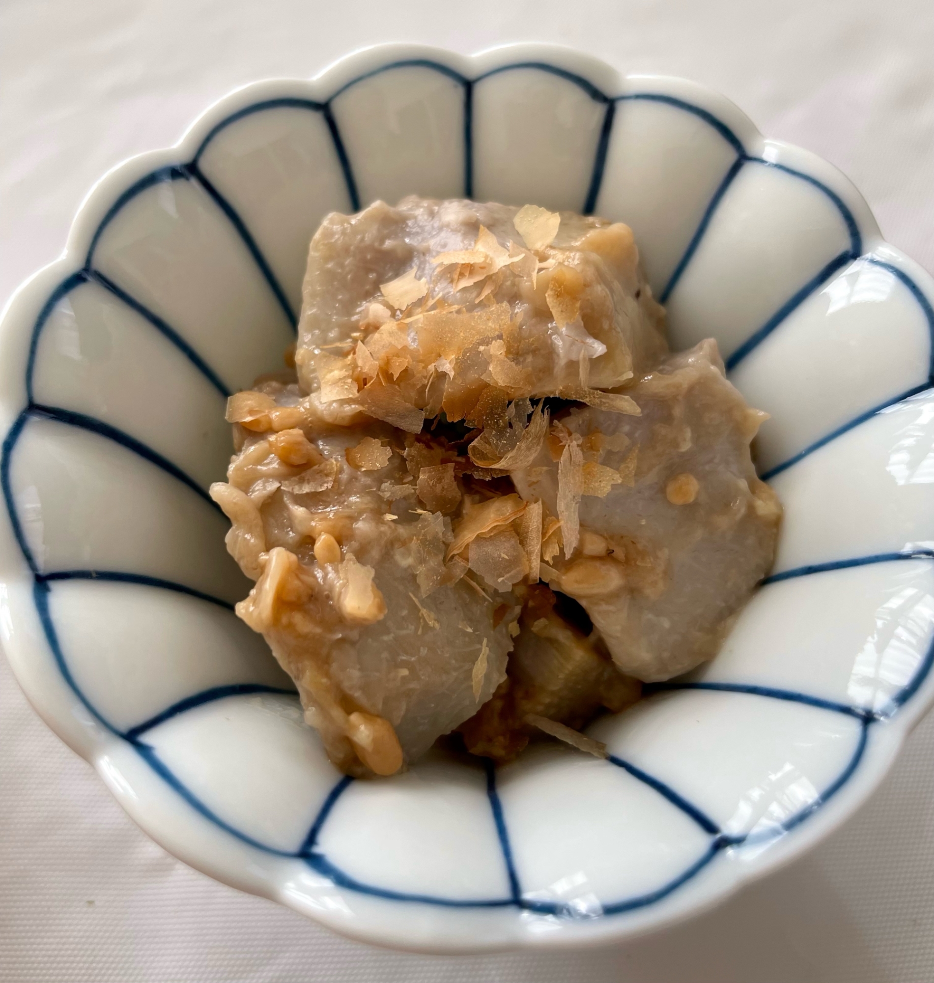 超簡単！醤油麹でお手軽♩素朴で滋味深い里芋の煮物風