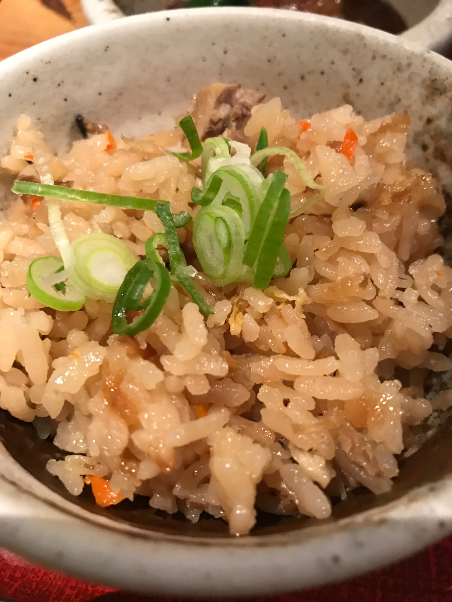 鶏肉の炊き込みご飯