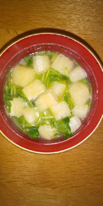 春菊と油揚げのみそ汁