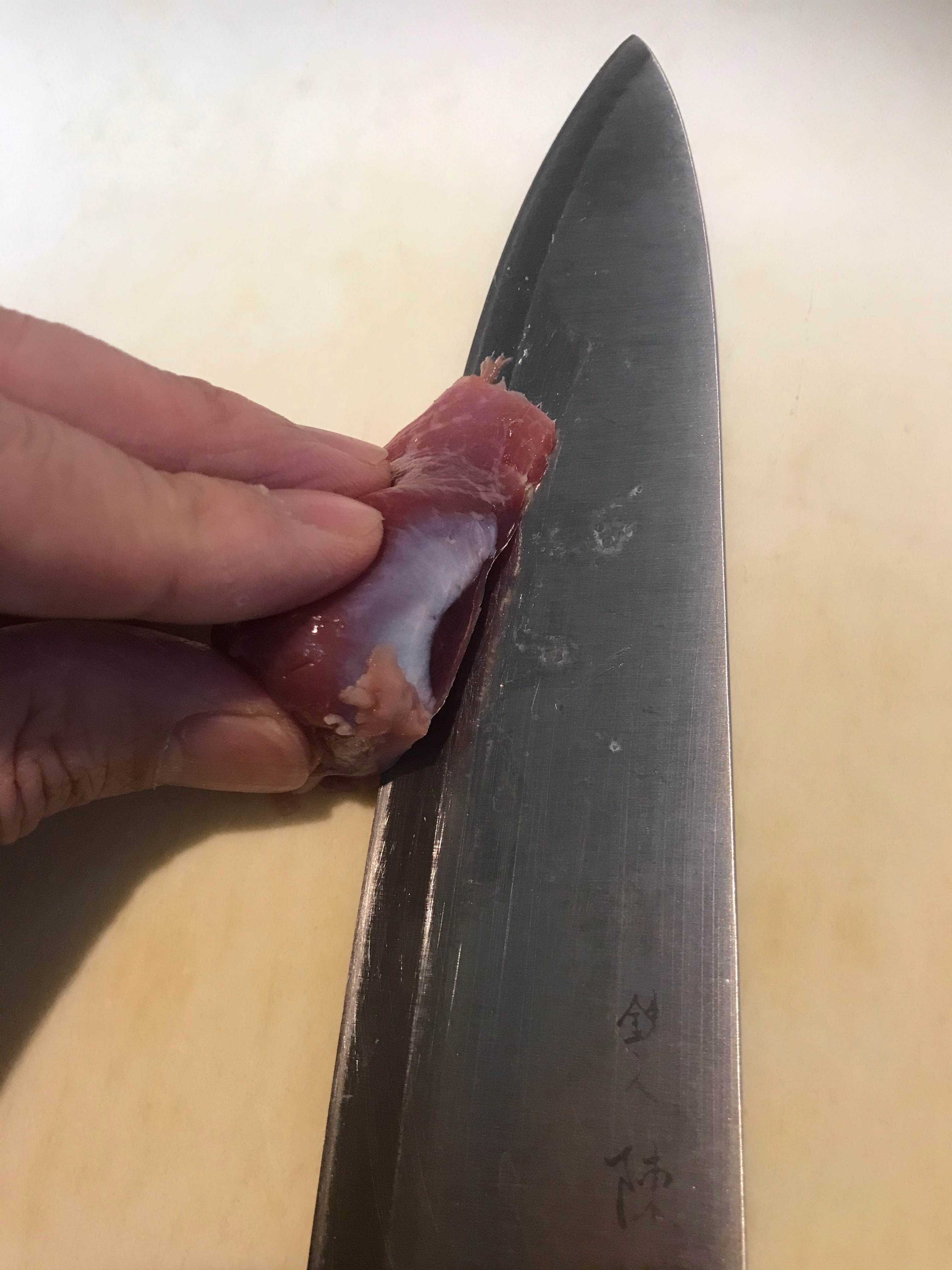 砂肝の下処理 皮のさばき方 レシピ 作り方 By 6aka 楽天レシピ 砂肝の下処理 皮のさばき方 レシピ 作り方 By 6aka 楽天レシピ