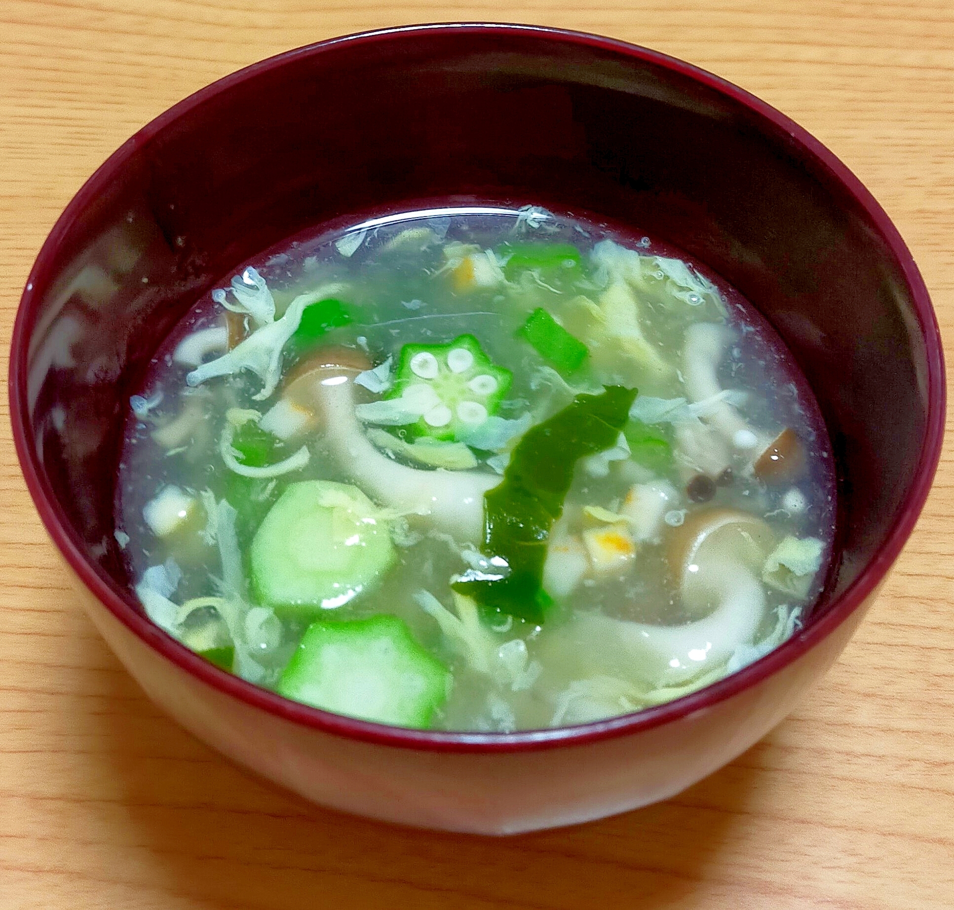 しめじとオクラの中華スープ