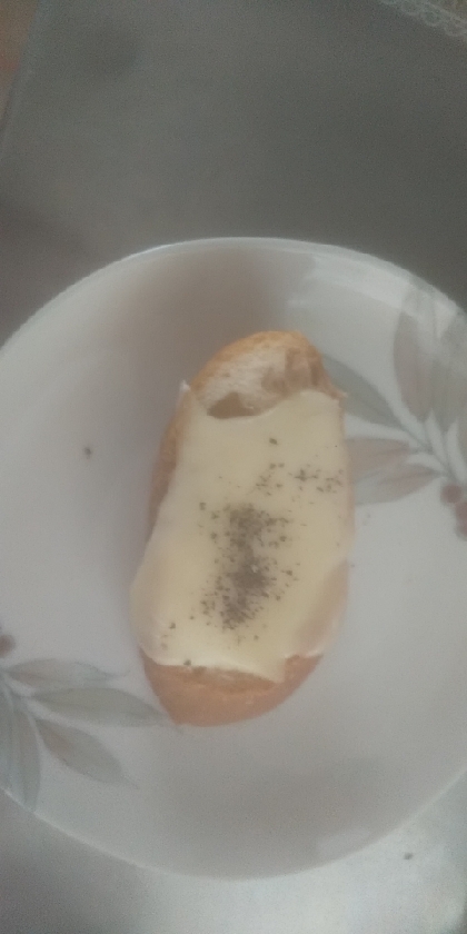チーズが溢れてしまいましたが、美味しくいただきました。