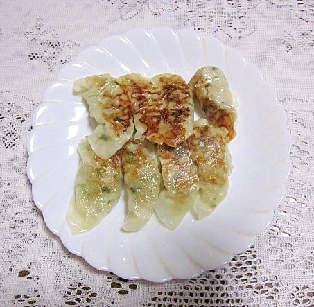 焼き餃子（豚ひき肉・ニラ・白菜・長ネギ）