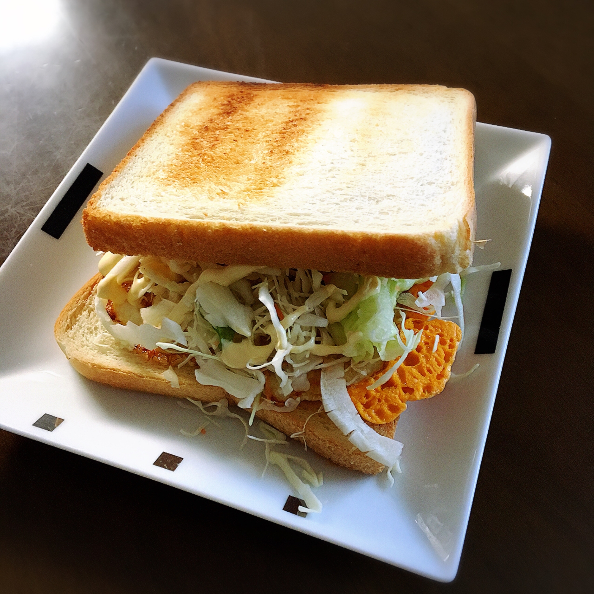 目玉焼きキャベツホットサンド