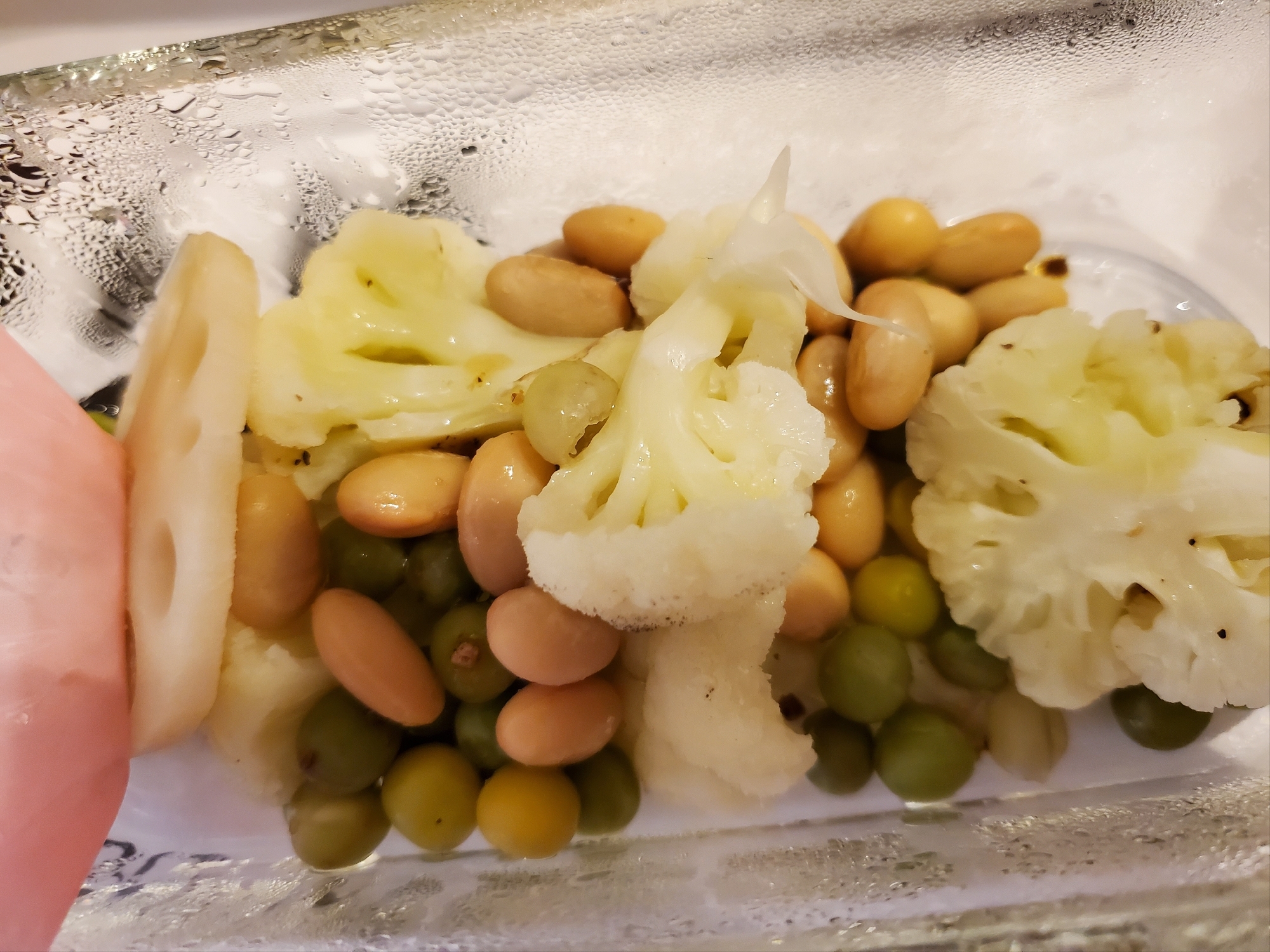 カリフラワーと豆のサラダ