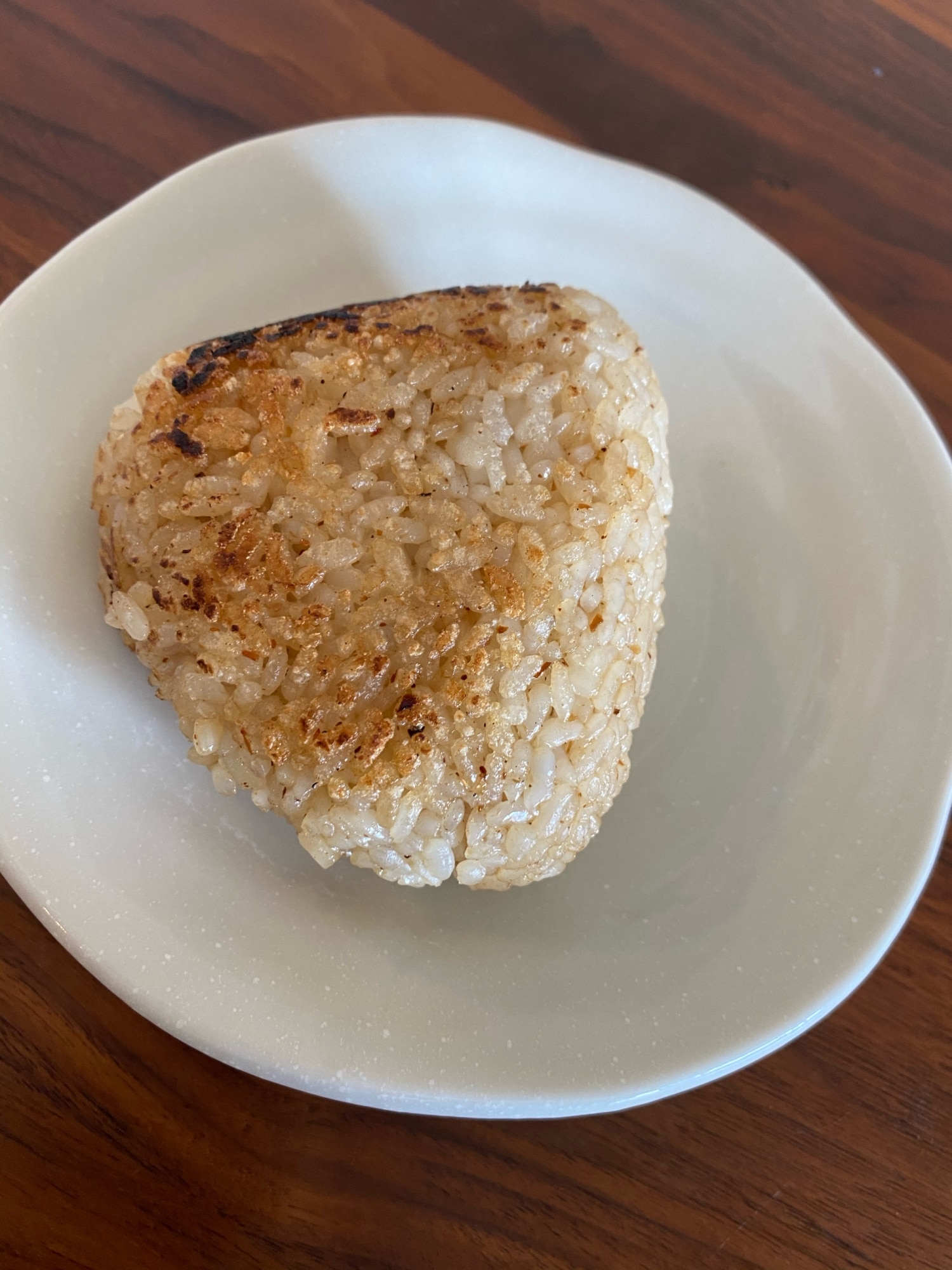 残りご飯で大丈夫 鉄のフライパンで極旨焼きおにぎり レシピ 作り方 By きなりー 楽天レシピ