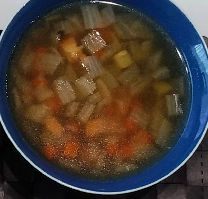 角切り野菜のコンソメスープ