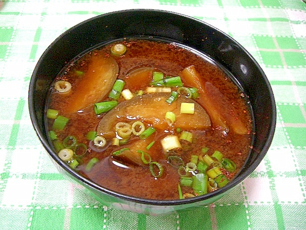 茄子のお味噌汁(赤だし)