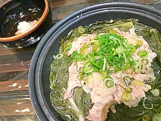タアサイと豚肉のタジン鍋