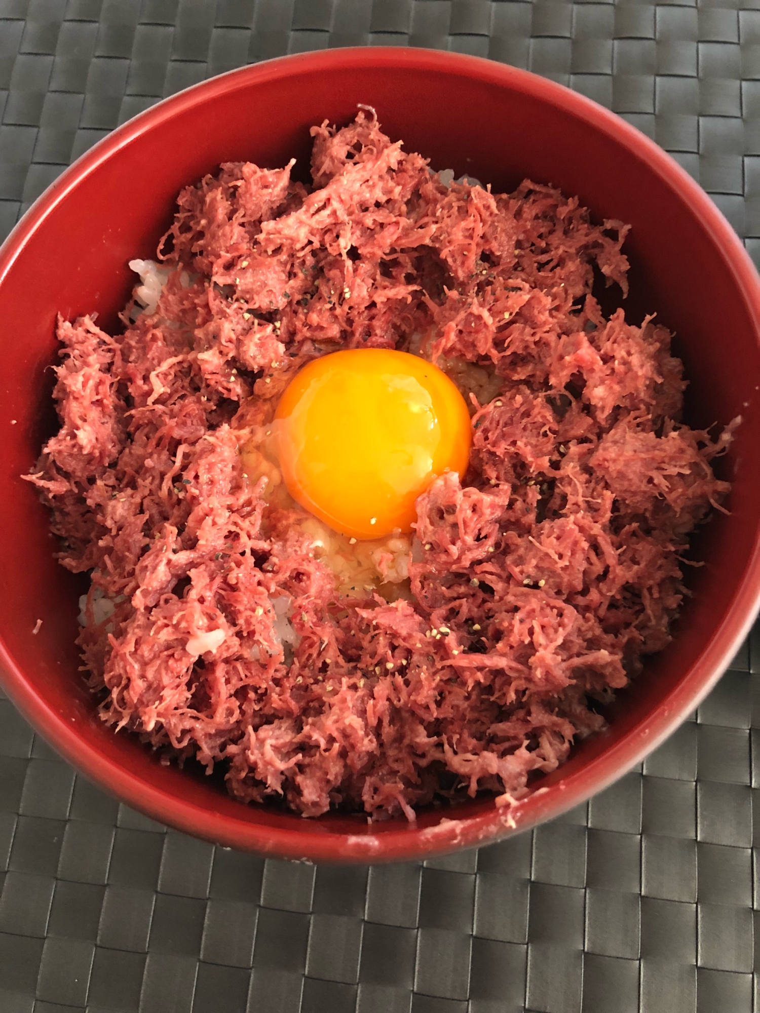 5分で簡単！コンビーフ丼