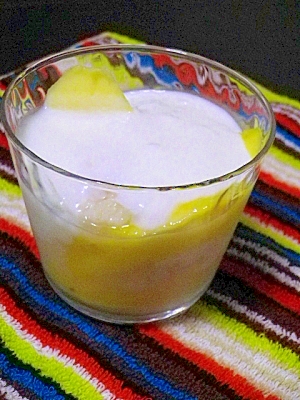 マンゴーの麹甘酒ヨーグルト