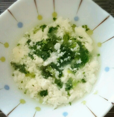 【離乳食中期】豆腐とチンゲンサイのとろとろ煮