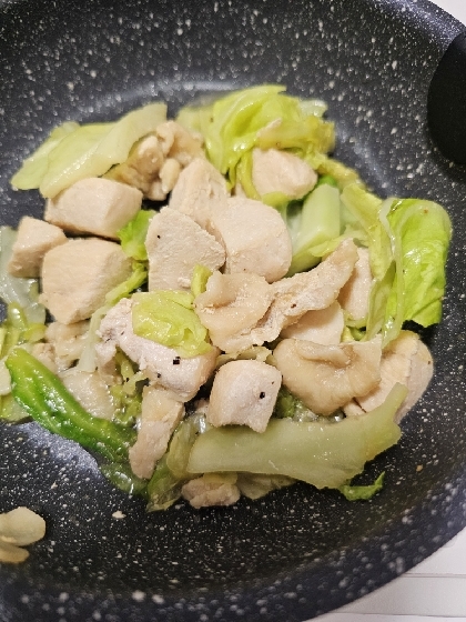 鶏胸肉とキャベツの旨塩だれ炒め
