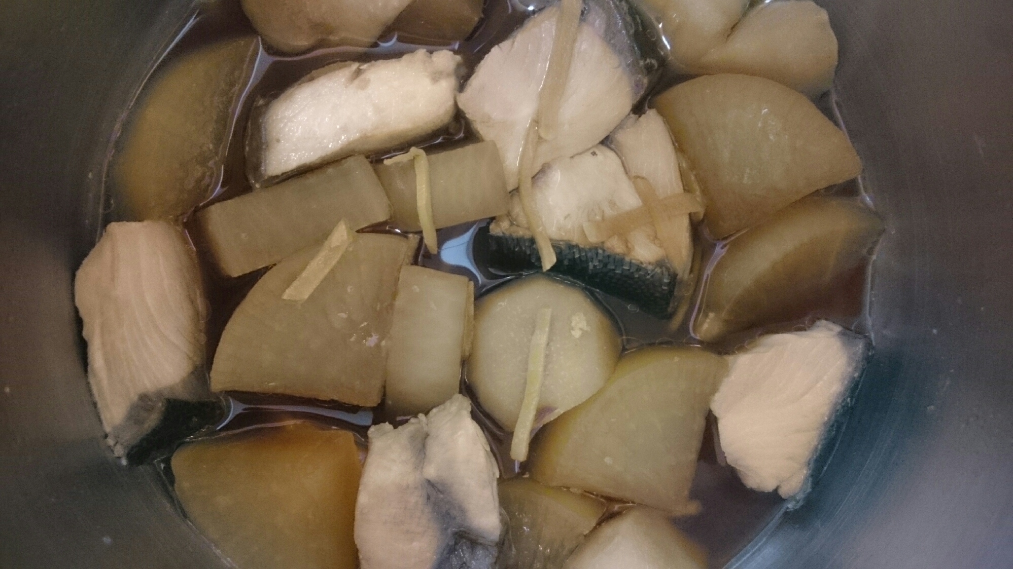 里芋入りブリ大根