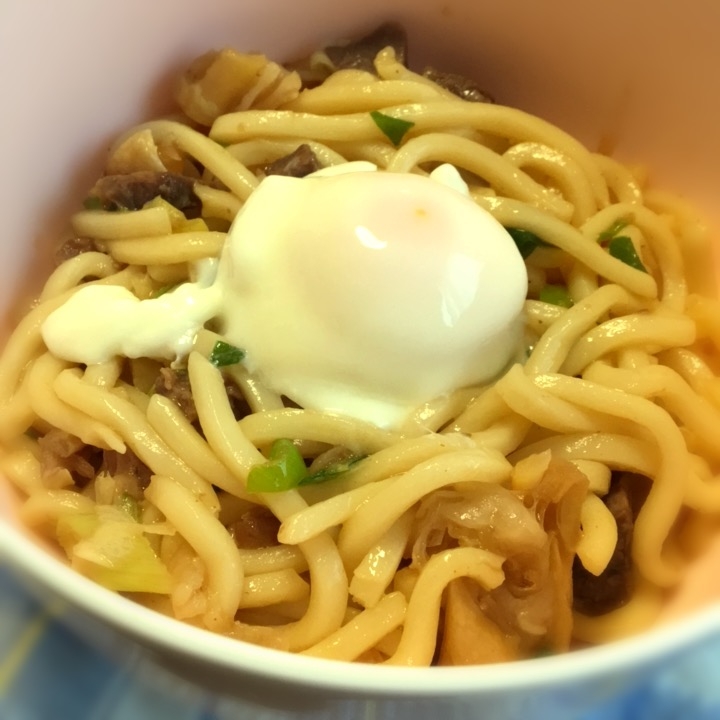 レンジで簡単 すき焼きのタレ牛すじうどん レシピ 作り方 By みゎん 楽天レシピ