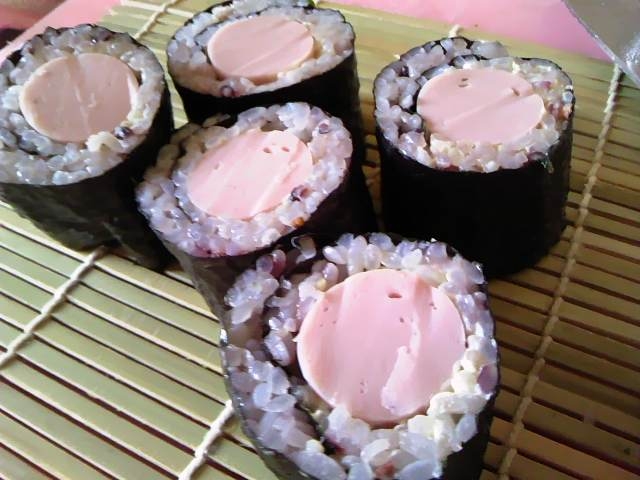 魚肉ソーセージ海苔巻